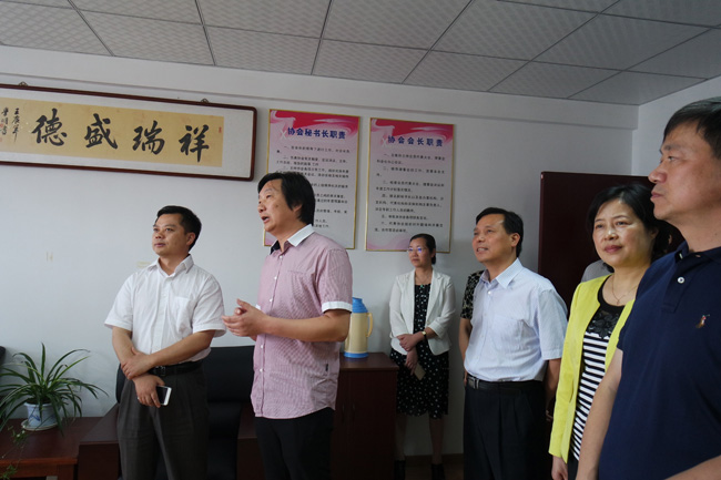 民政部督查调研组到市门窗幕墙协会检查指导